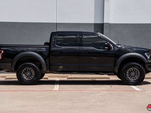 Used 2020 Ford F150 Raptor w/ Equipment Group 802A Luxury AWD/4WD image 12