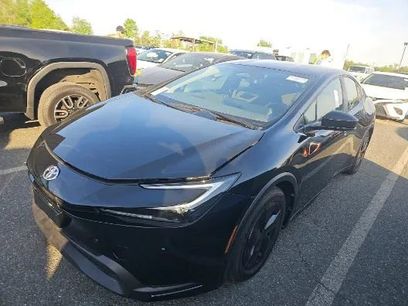 Used 2025 Toyota Prius LE