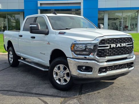 Used 2024 RAM 2500 Big Horn w/ Off Road Package AWD/4WD image 2