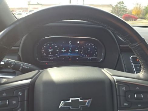 Used 2022 Chevrolet Tahoe Z71 w/ Luxury Package image 18