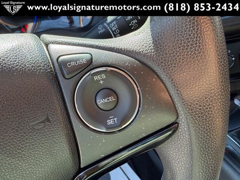 Used 2017 Honda HR-V LX image 22