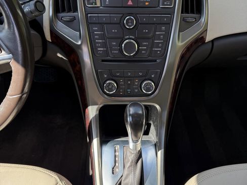Used 2012 Buick Verano Leather image 11