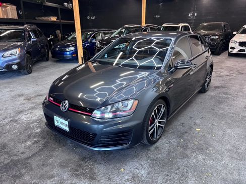 Used 2017 Volkswagen GTI S FWD image 3