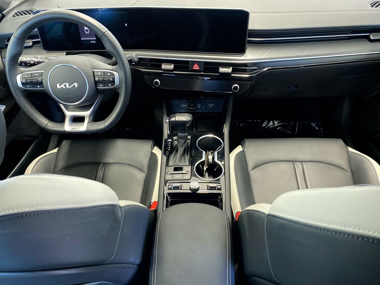 Certified 2026 Kia K5 GT-Line FWD image 31