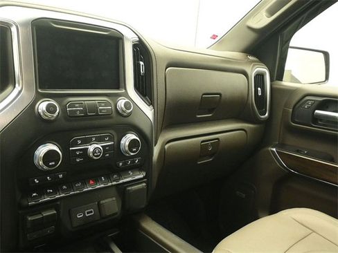 Used 2019 GMC Sierra 1500 SLT w/ SLT Premium Plus Package image 13