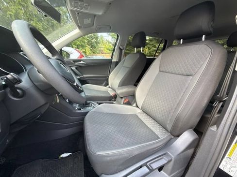 Used 2018 Volkswagen Tiguan S w/ 3rd Row Seat Package AWD/4WD image 7