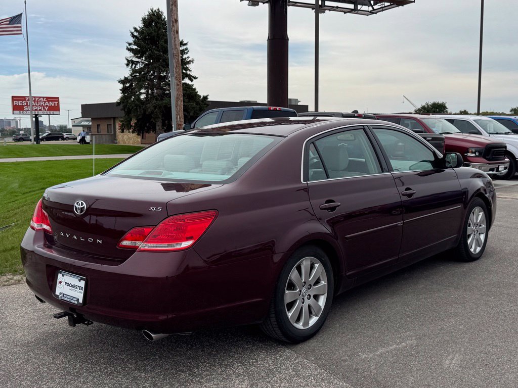 Used 2007 Toyota Avalon XLS FWD image 36
