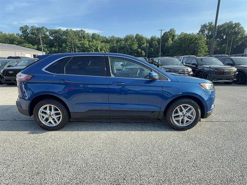 Used 2024 Ford Edge SEL AWD/4WD image 8