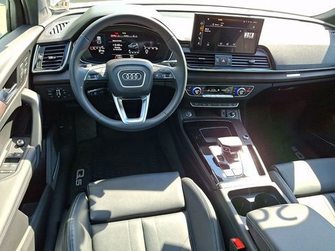 Used 2023 Audi Q5 2.0T Premium Plus w/ Premium Plus Package AWD/4WD image 4