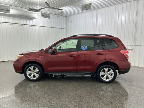 Used 2016 Subaru Forester 2.5i Premium AWD/4WD image 18