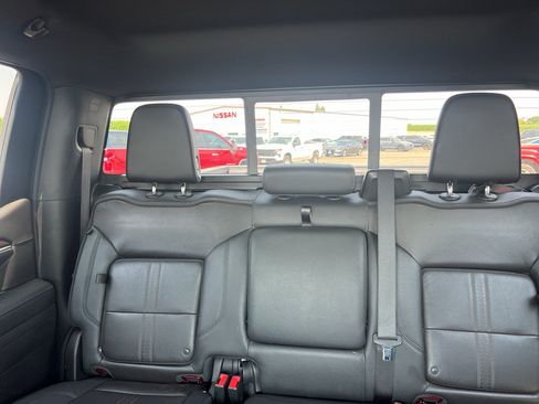 Used 2023 Chevrolet Silverado 1500 High Country AWD/4WD image 21