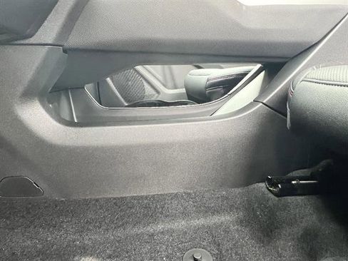 New 2026 Chevrolet Equinox EV RS image 17