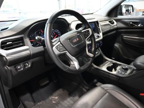 Used 2023 GMC Acadia SLT w/ Elevation Edition image 22