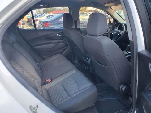 Used 2019 Chevrolet Equinox LT image 23