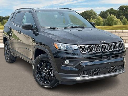 New 2025 Jeep Compass Latitude w/ Convenience Group image 2
