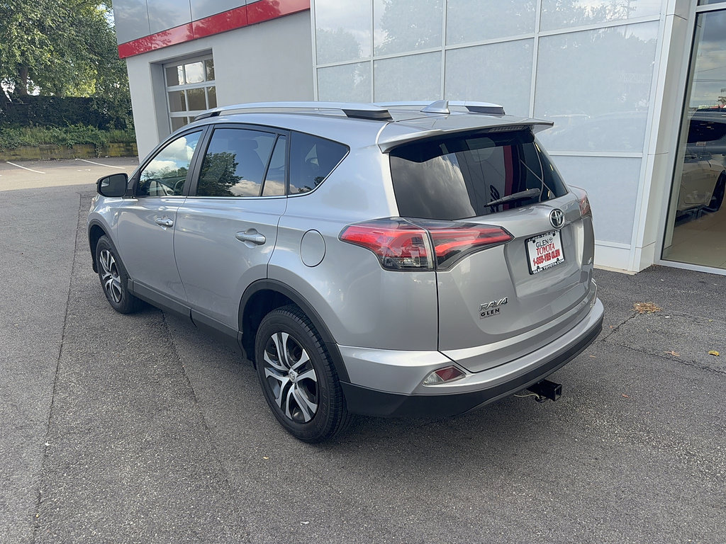 Certified 2016 Toyota RAV4 LE FWD image 8