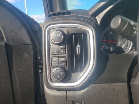 Used 2021 Chevrolet Silverado 1500 RST image 24