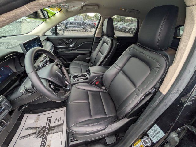 Used 2023 Lincoln Corsair AWD image 7