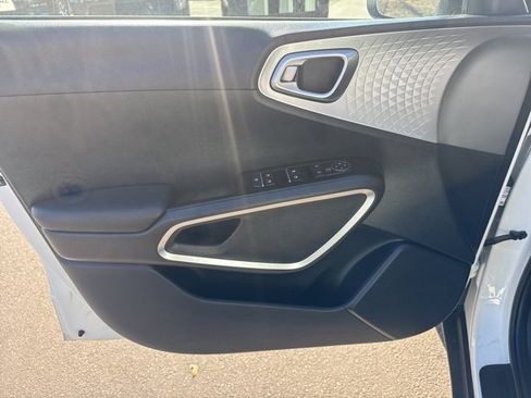 Used 2024 Kia Soul LX w/ Option Group 015 image 10