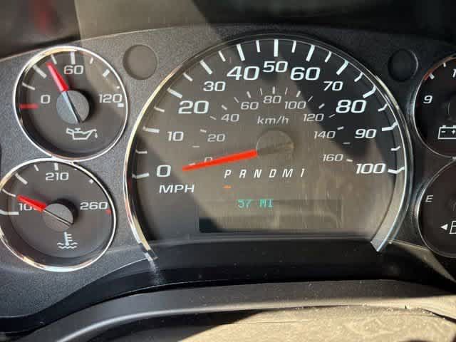 New 2025 Chevrolet Express 3500 Extended w/ Driver Convenience Package RWD image 38