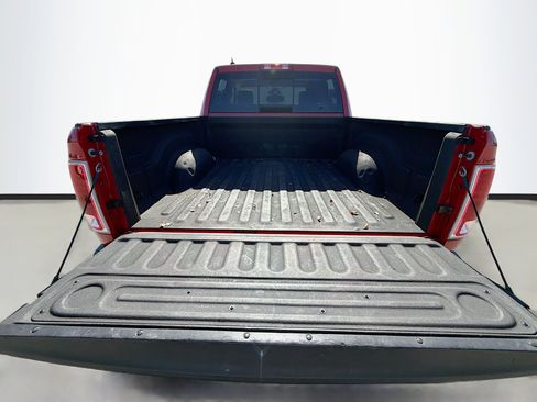 Used 2017 RAM 1500 Laramie image 8