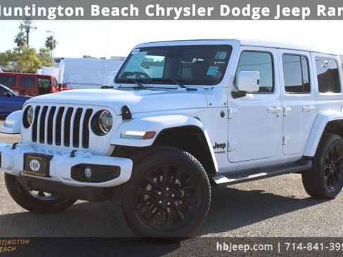 Used 2021 Jeep Wrangler Unlimited Sahara image 9