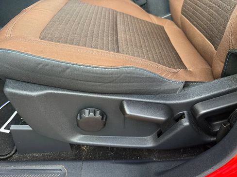 Used 2022 Ford Bronco Outer Banks AWD/4WD image 13