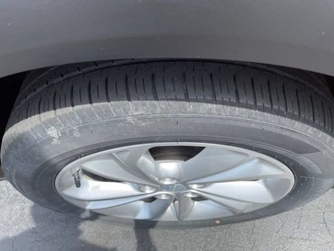 Used 2022 Buick Encore GX Preferred FWD image 25