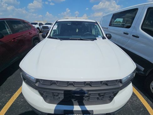 Used 2022 Ford Maverick XL FWD image 2