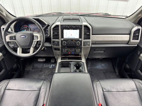 Used 2019 Ford F250 Lariat image 10