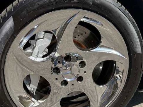 Used 2005 Mercedes-Benz SL 600 image 9