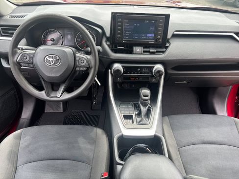 Used 2022 Toyota RAV4 LE AWD/4WD image 14