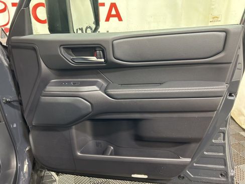 Used 2025 Toyota Land Cruiser image 12