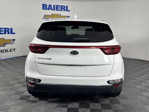 Used 2020 Kia Sportage LX FWD image 4
