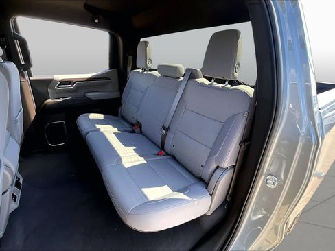 Used 2023 Chevrolet Silverado 1500 LT RWD image 21