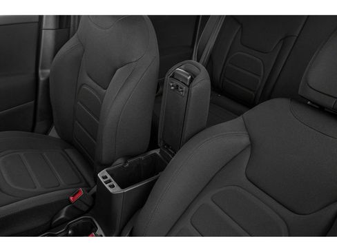 Used 2020 Jeep Renegade Latitude FWD image 10