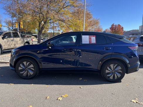 Used 2023 Nissan Ariya AWD image 5