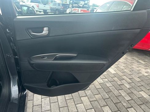 Used 2019 Kia Optima LX FWD image 25