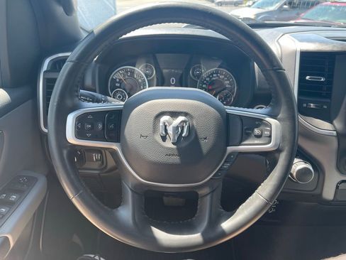 Used 2022 RAM 1500 Big Horn AWD/4WD image 17