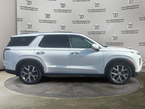 Used 2022 Hyundai Palisade SEL w/ Convenience Package image 6