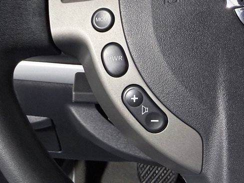 Used 2010 Nissan Sentra 2.0 S FWD image 12