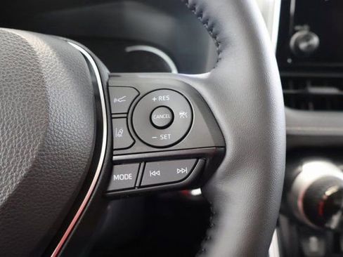 New 2025 Toyota RAV4 XLE image 19