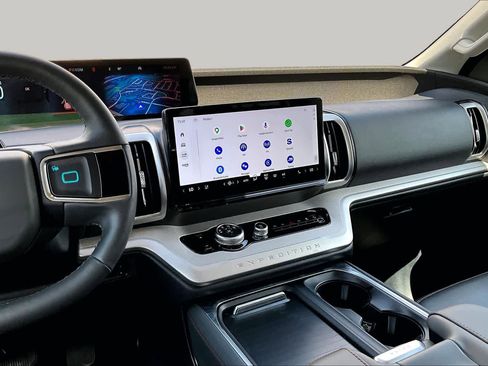 Certified 2025 Ford Expedition Max Active AWD/4WD image 7