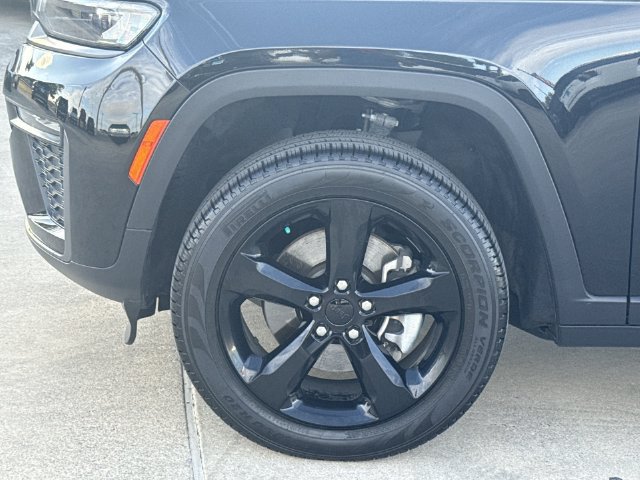 Used 2026 Jeep Grand Cherokee L Limited w/ Limited Altitude Package RWD image 34