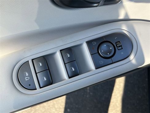 New 2026 Hyundai Ioniq 5 SE image 27