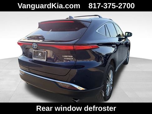 Used 2022 Toyota Venza Limited image 4