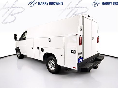 New 2025 Chevrolet Express 3500 w/ Power Convenience Package image 25