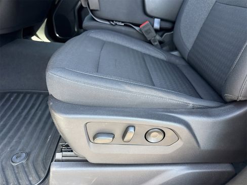 Used 2024 GMC Sierra 1500 SLE w/ Preferred Package image 18