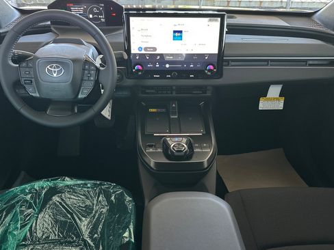 New 2026 Toyota C-HR AWD/4WD image 10