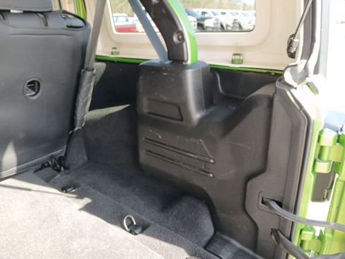 Used 2018 Jeep Wrangler Unlimited Sport S image 15